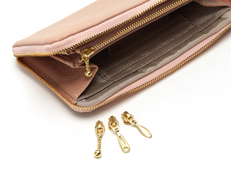 オリジナルの揺れるファスナー引手