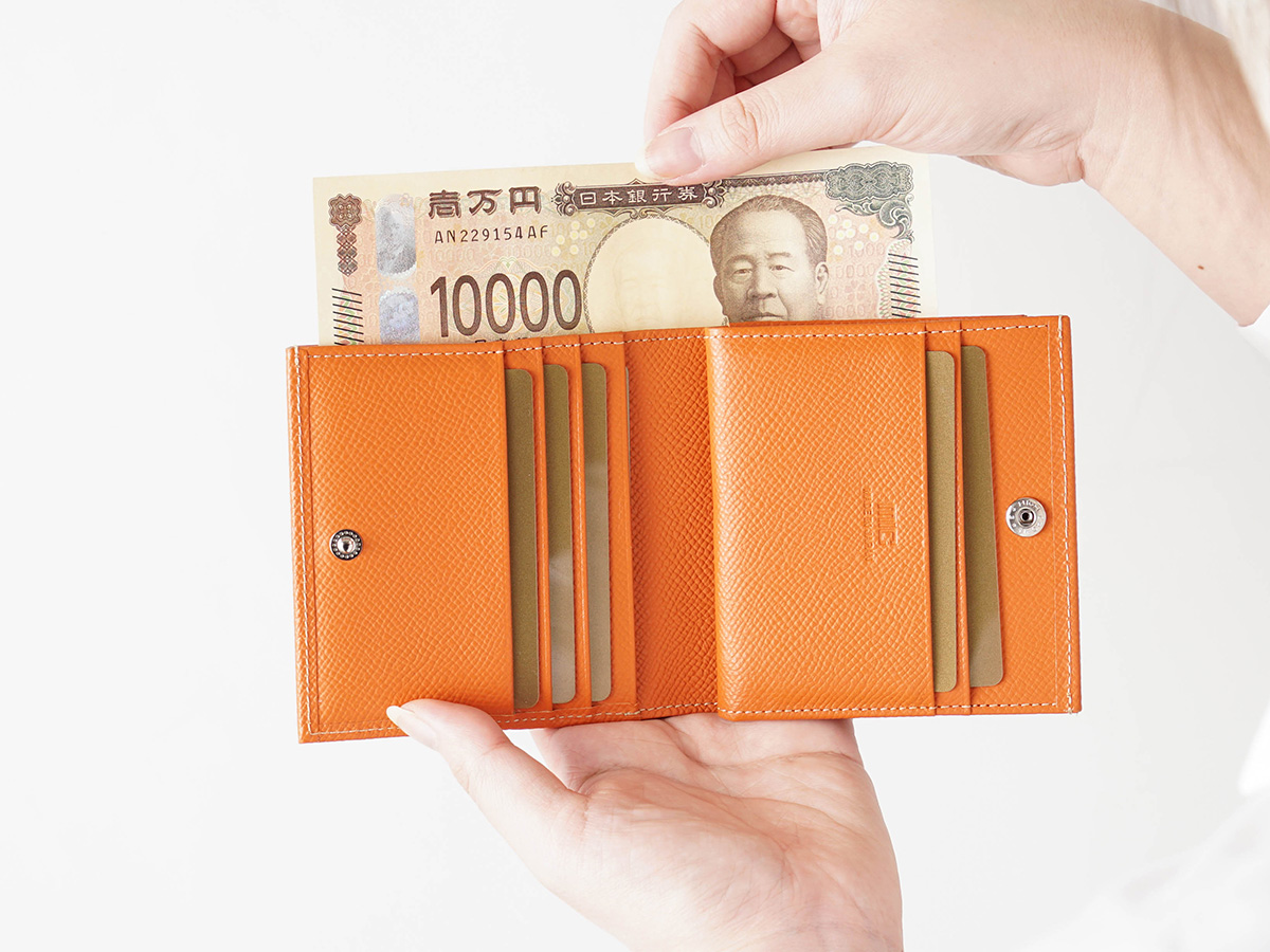 エンボス　外小銭入れ二つ折り財布_main_detail_image