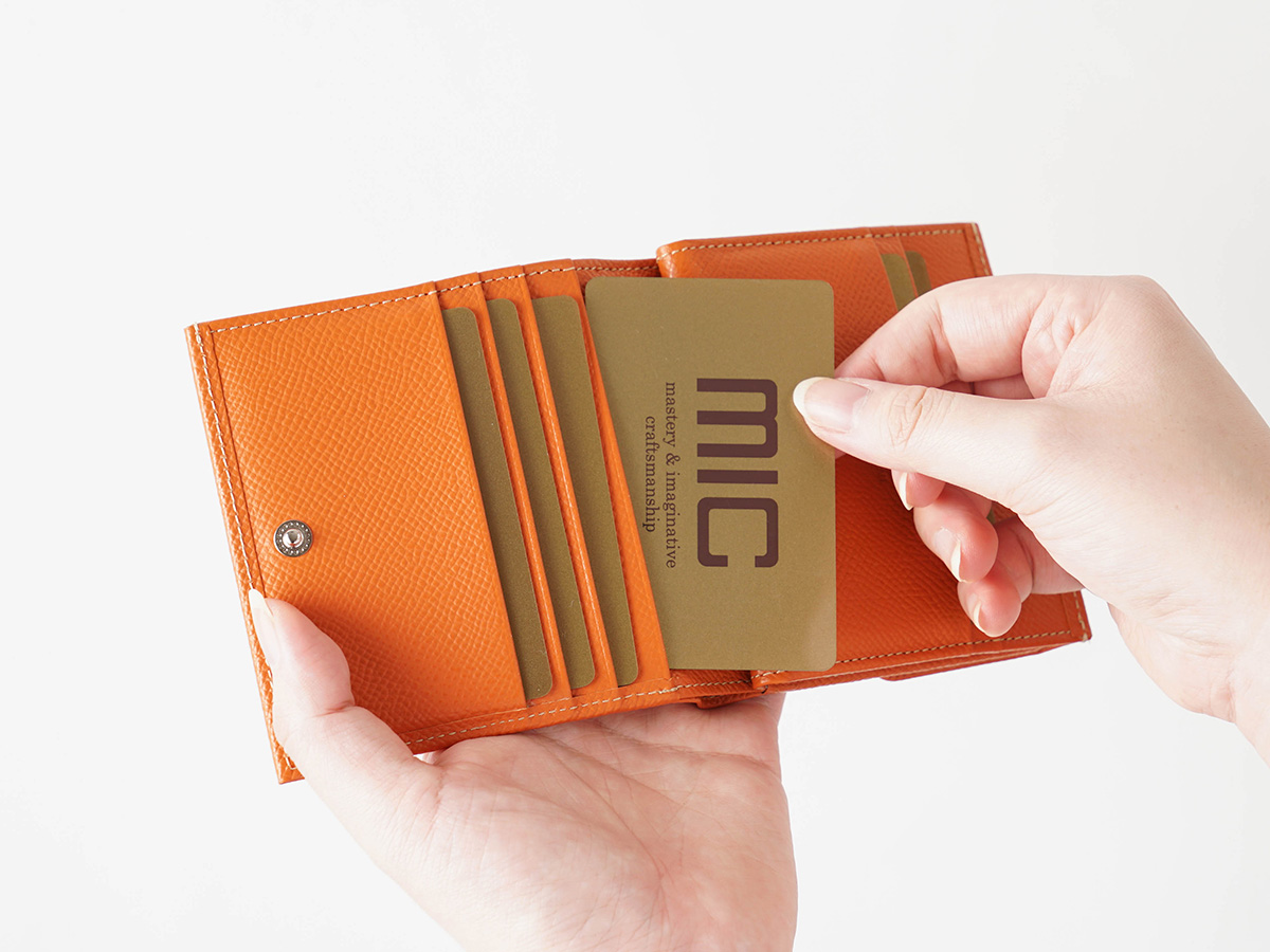 エンボス　外小銭入れ二つ折り財布_detail_image_03