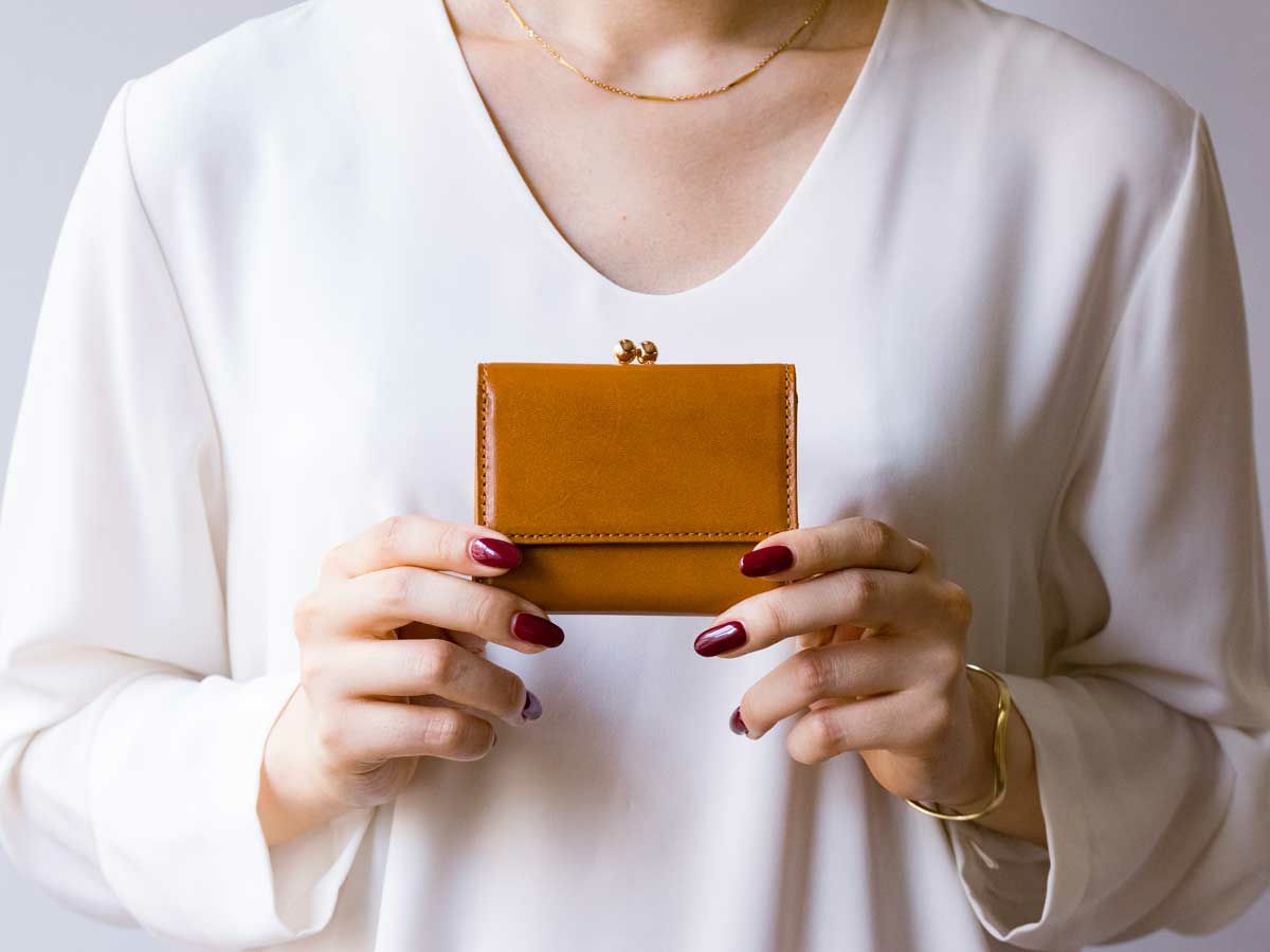 アリアナ　口金付きミニ財布　