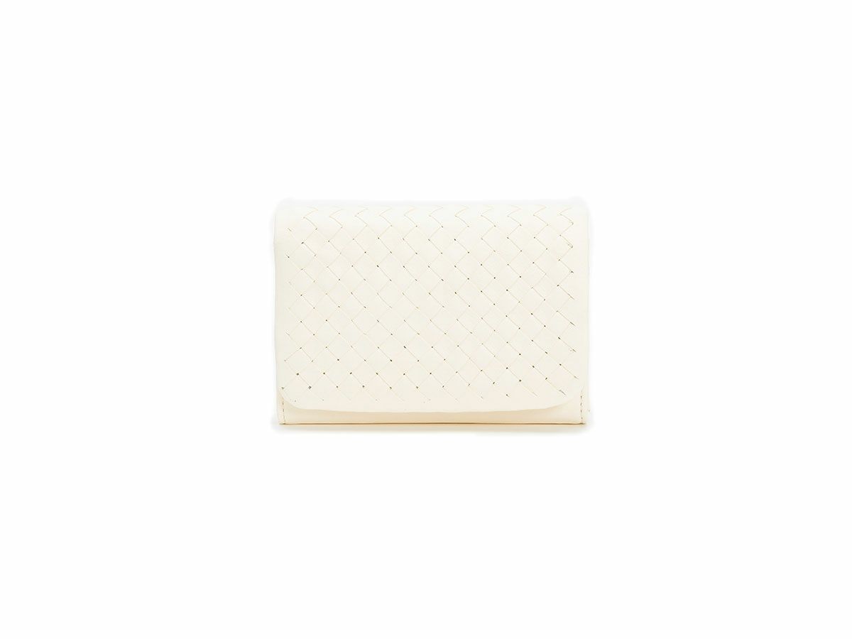 ソフトメッシュ 中L字ファスナー二つ折り財布 ホワイト