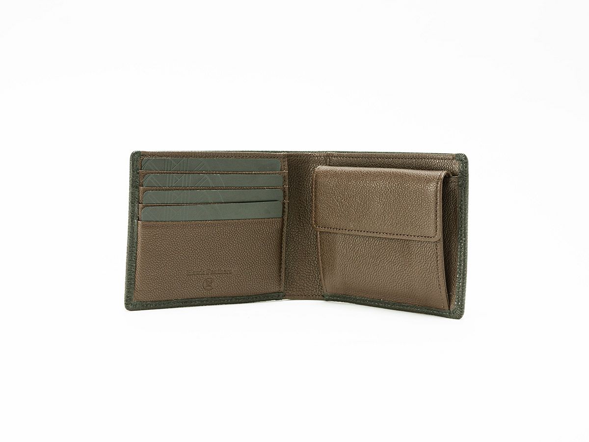 黒桟革 漆　札入れ