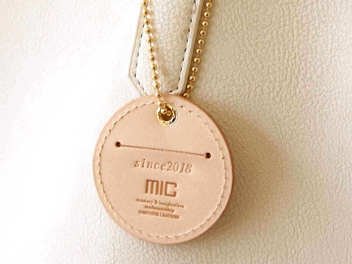 ヌメ革のマタニティーマーク