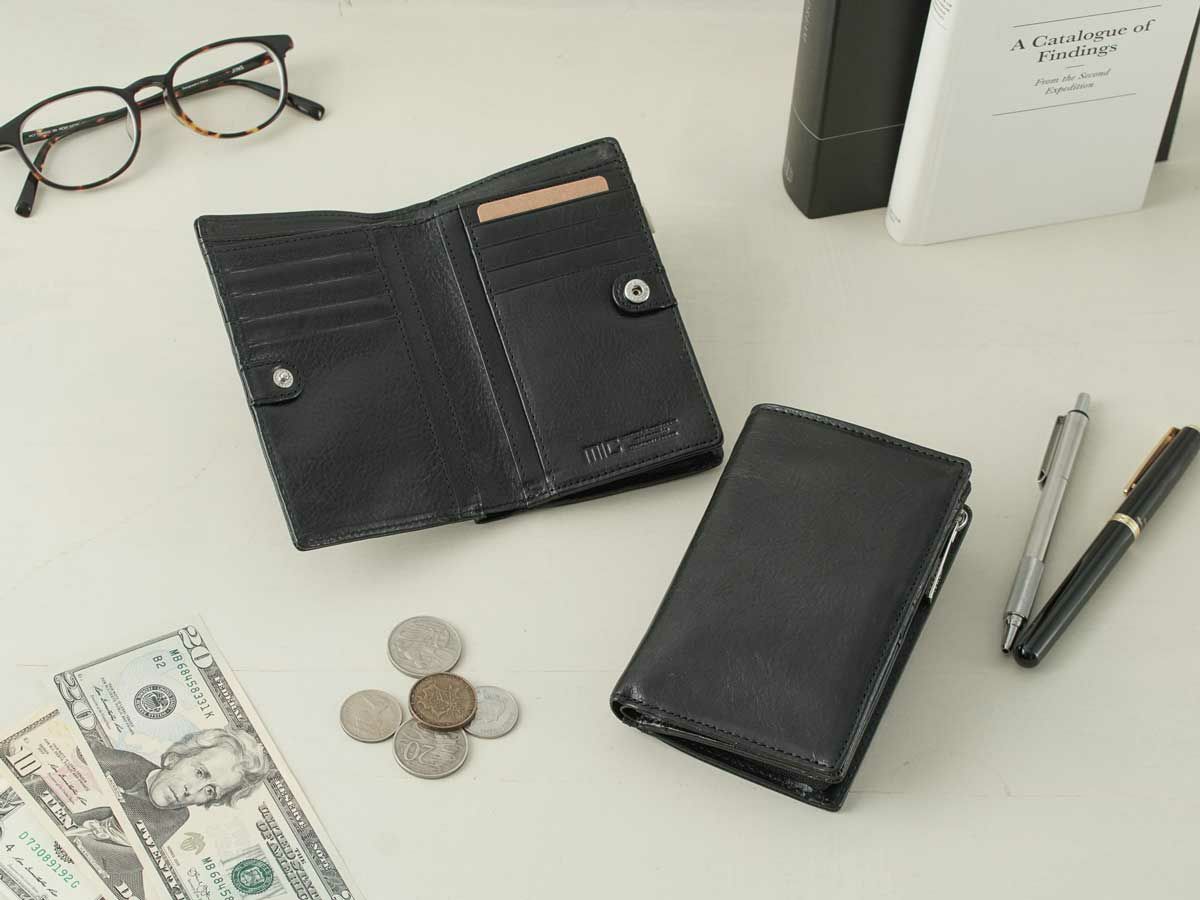 ヴァケッタルクス　外L字ファスナー二つ折り財布　ブラック