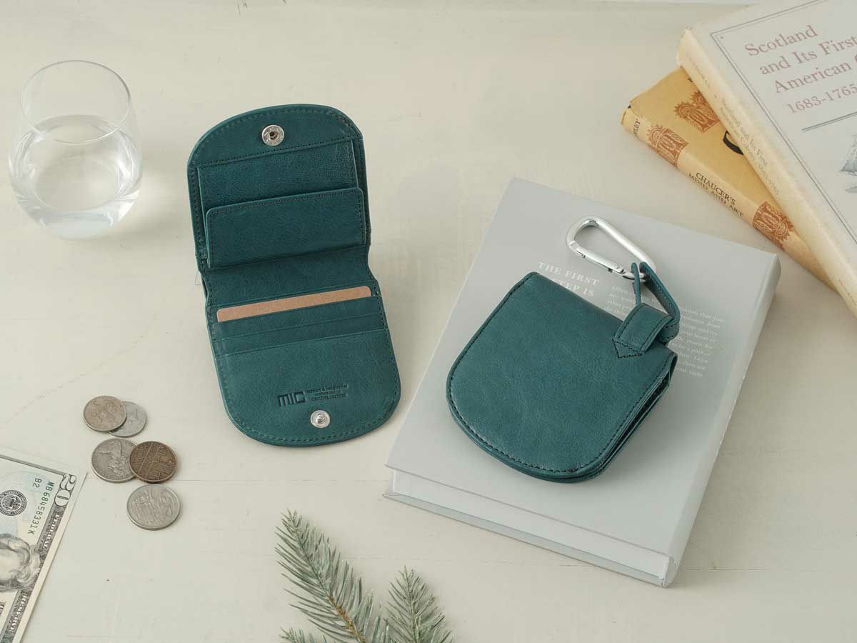 ヴァケッタルクス　ミニヒップポケット革財布(小銭入れ付き)　ターコイズ