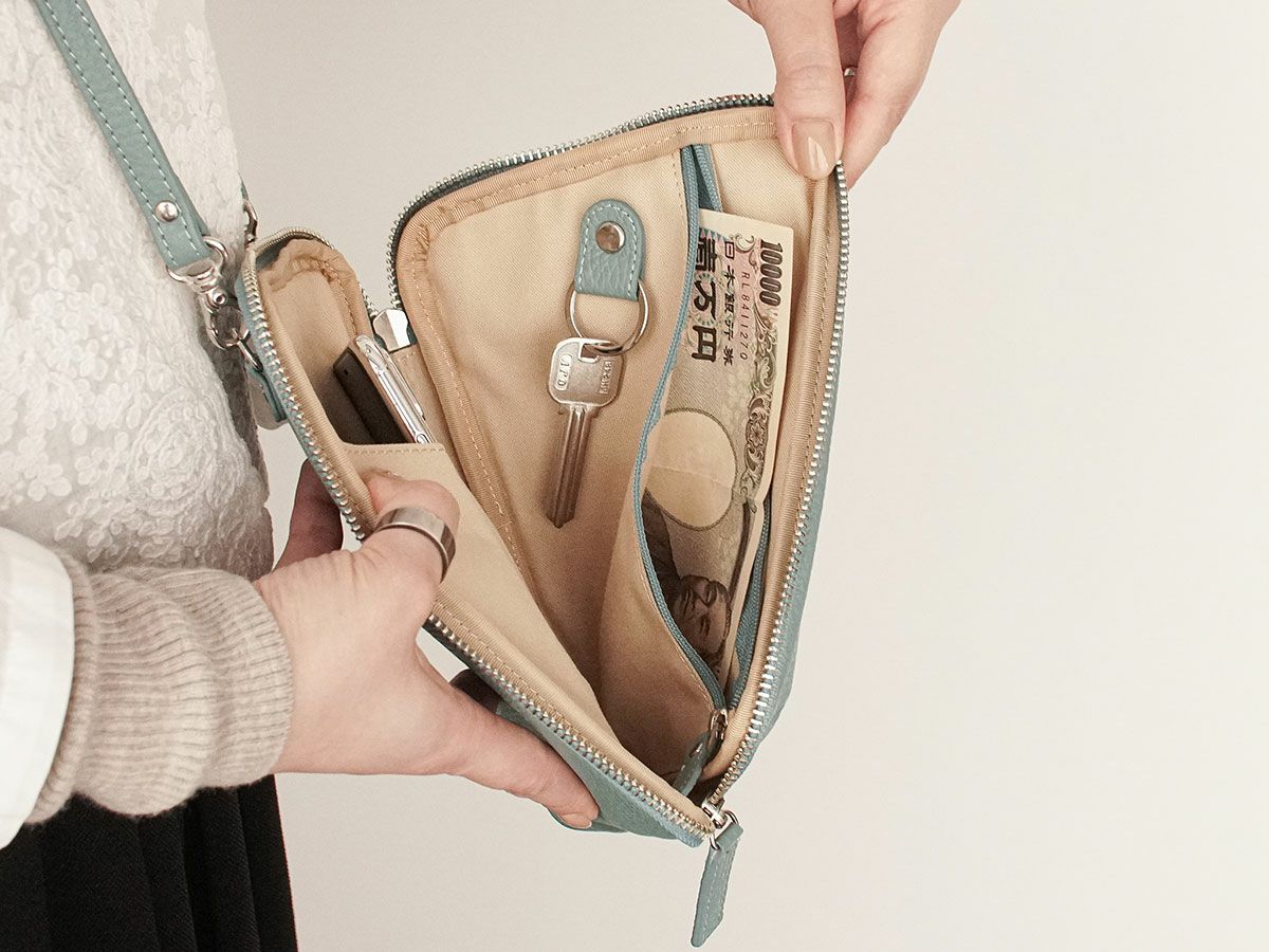  ボルセッタ　マルチスマホショルダー