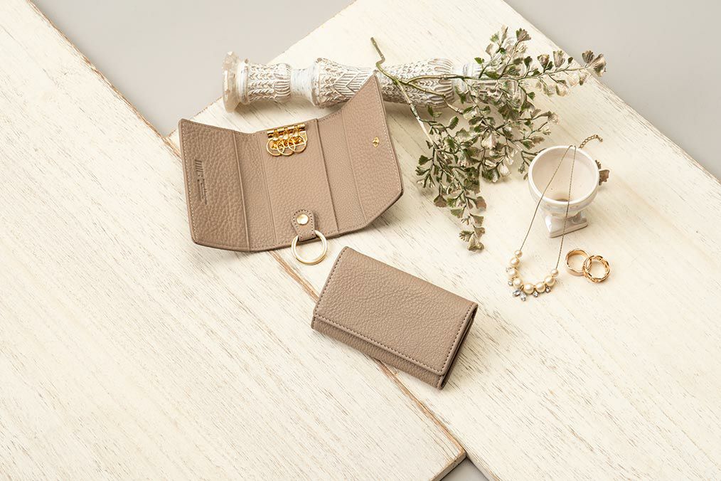 ラフィネ　キーケース