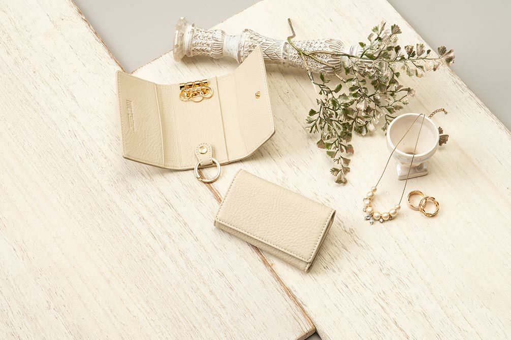 ラフィネ　キーケース