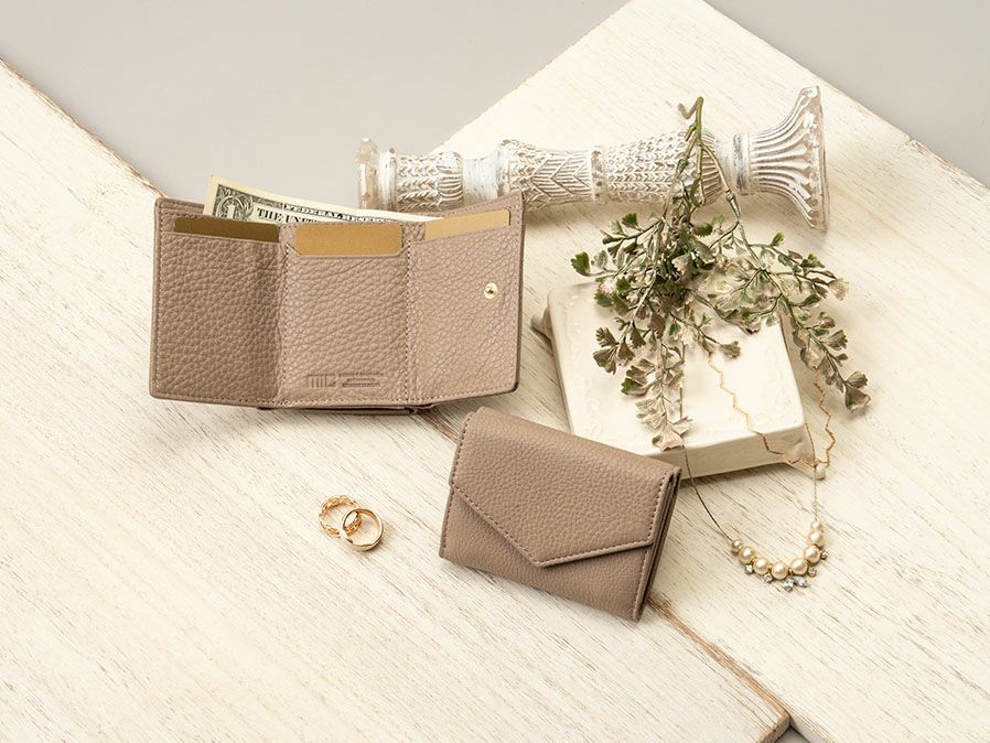 ラフィネ　三つ折りミニ財布｜オークベージュ