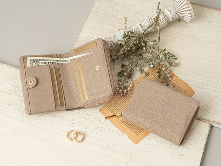 ラフィネ　ラウンドファスナーミドルウォレット｜オークベージュ