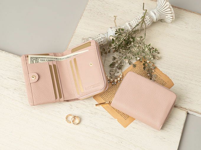 ラフィネ　ラウンドファスナーミドルウォレット｜ペールピンク