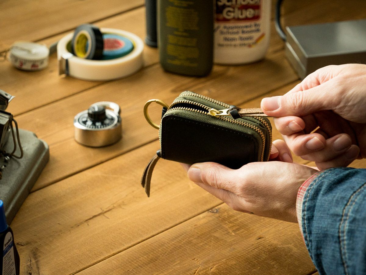 クロムエクセル　ダブルファスナーキーケース