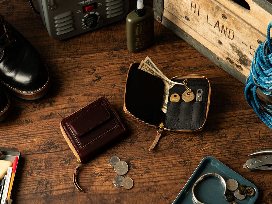 クロムエクセル　ラウンドファスナーキーウォレット｜バーガンディー