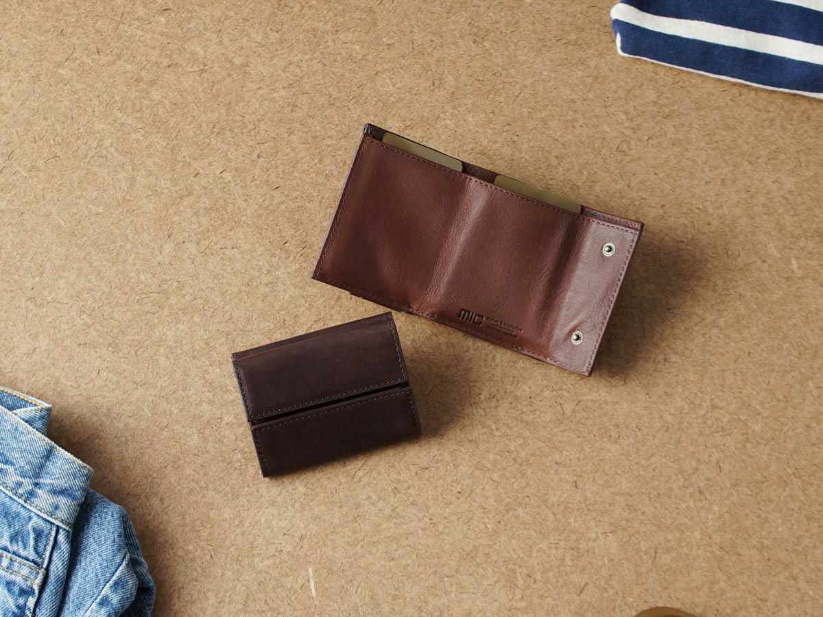 ペコスロウ　スーパーコンパクト札入れ　カフェブラウン