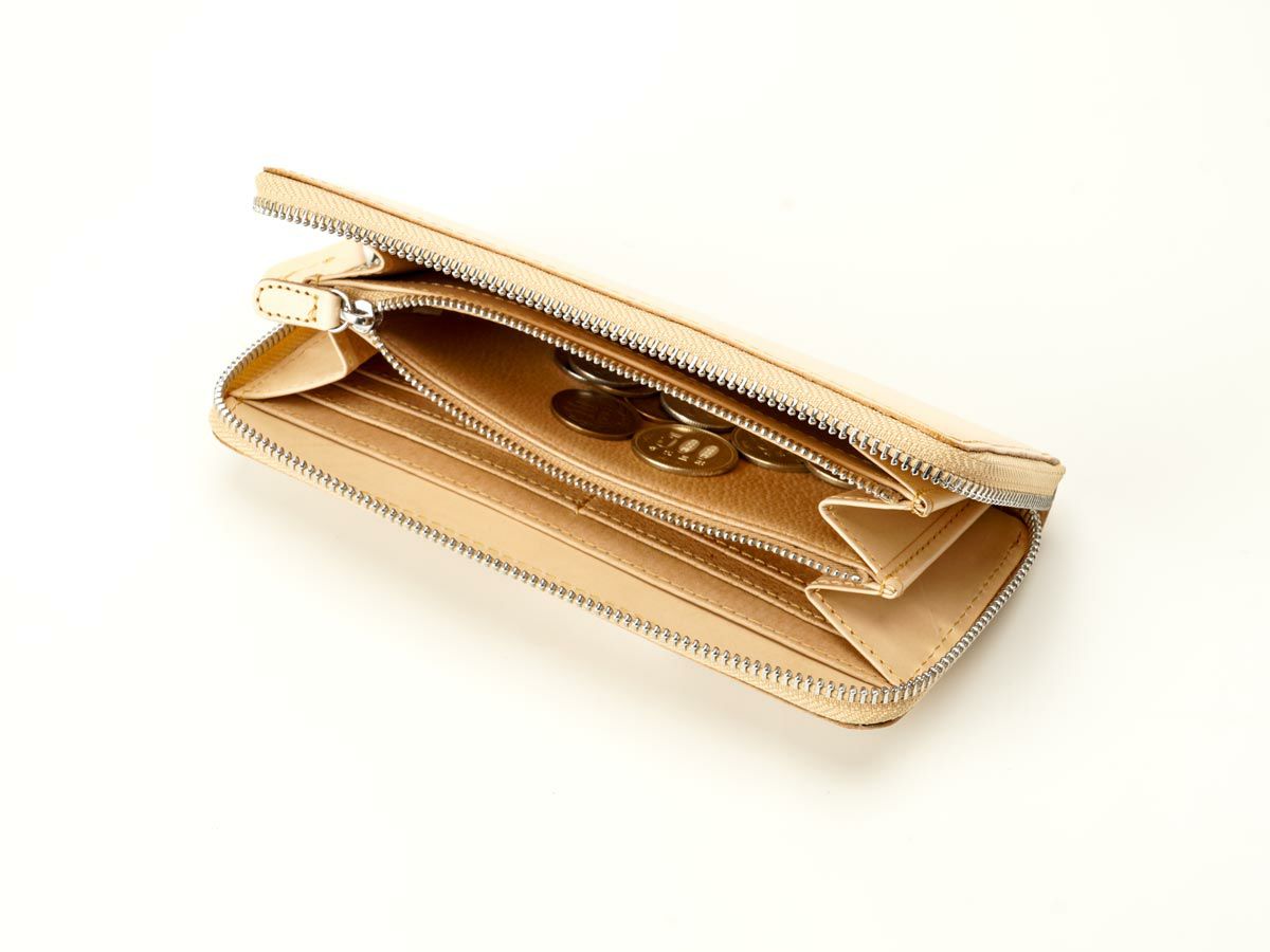 ナチュラルヌメ　ラウンドファスナー長財布