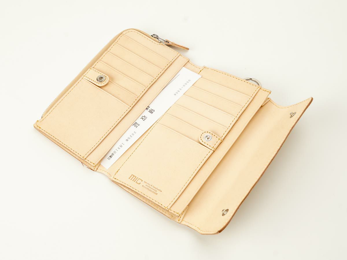 ナチュラルヌメ　ヒップポケット三つ折長財布