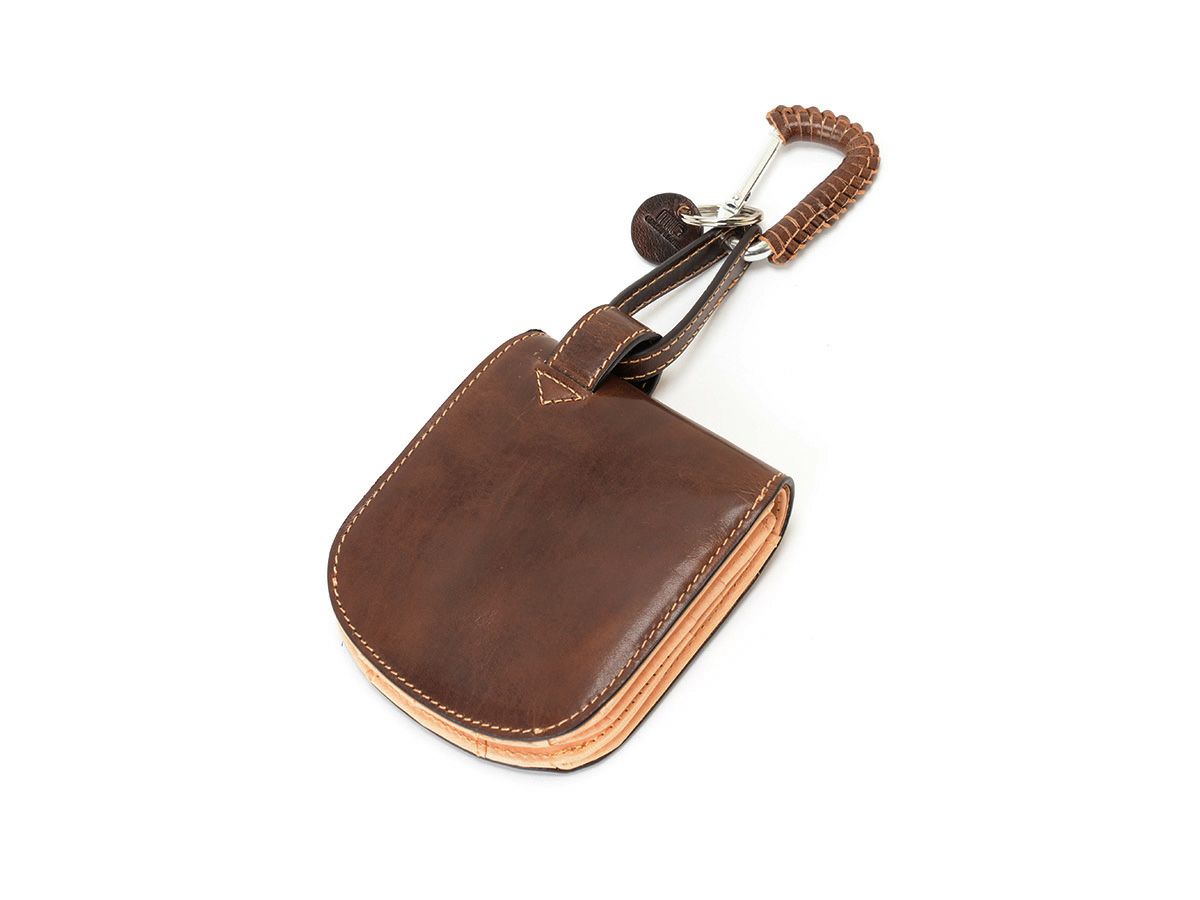 バグッダ　ヒップポケット革財布（小銭入れ無し）