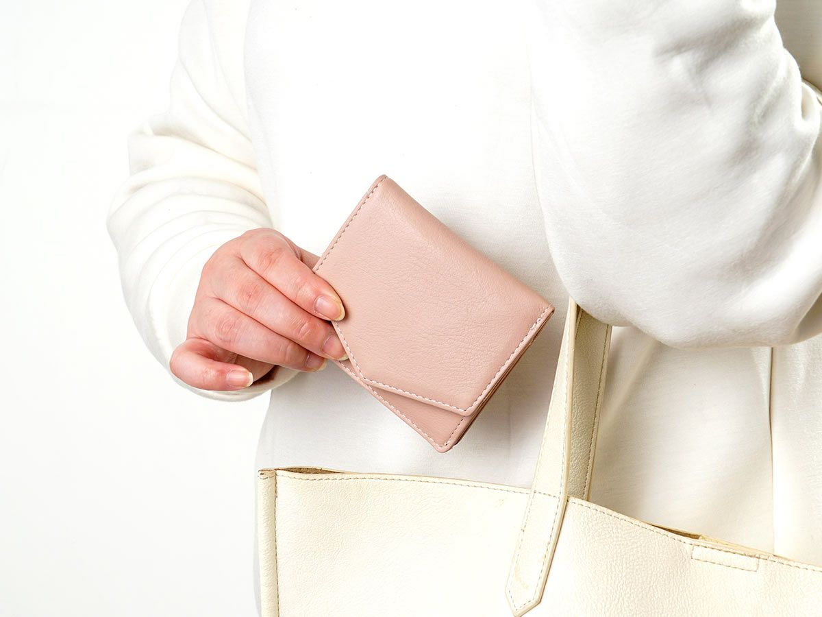 ラフィネ ボックス小銭入れ二つ折り財布