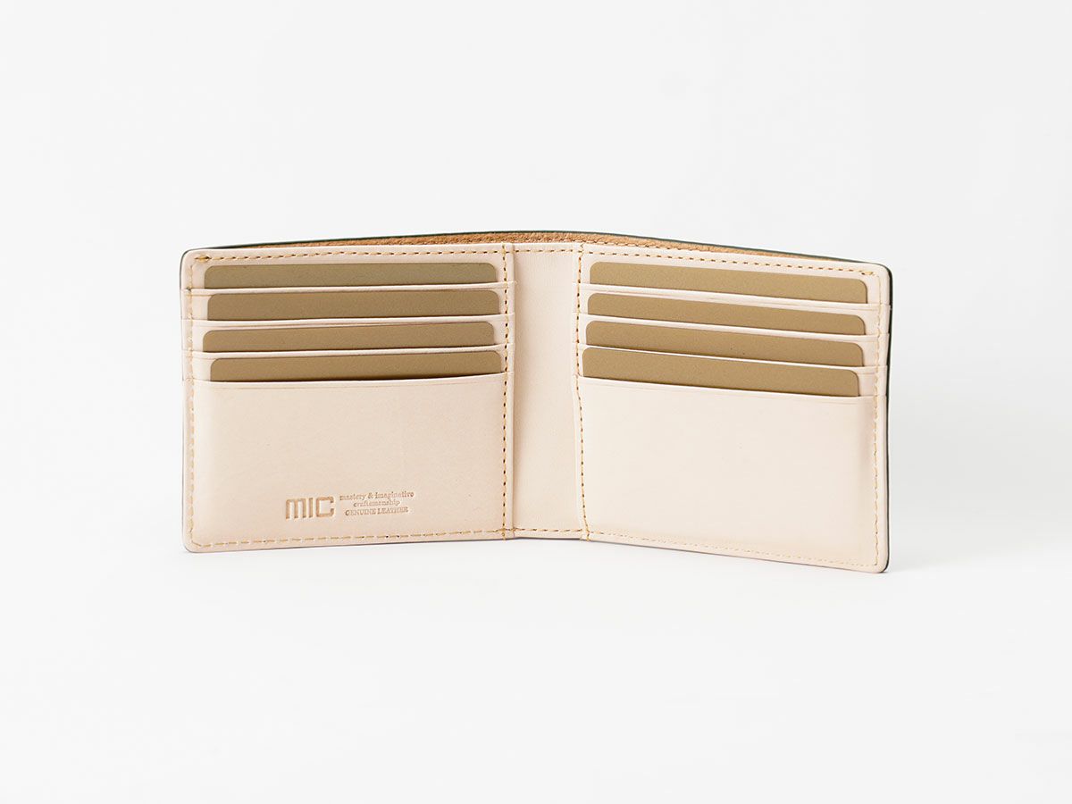 ブライドルレザー　二つ折り財布(小銭入れ無し)