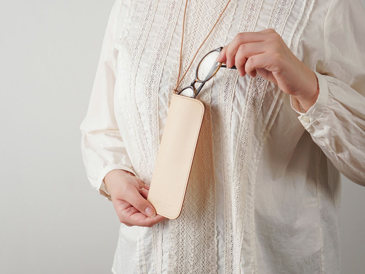 ナチュラルヌメ　メガネケース