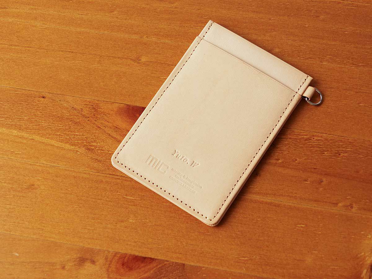 ナチュラルヌメ　パスケース