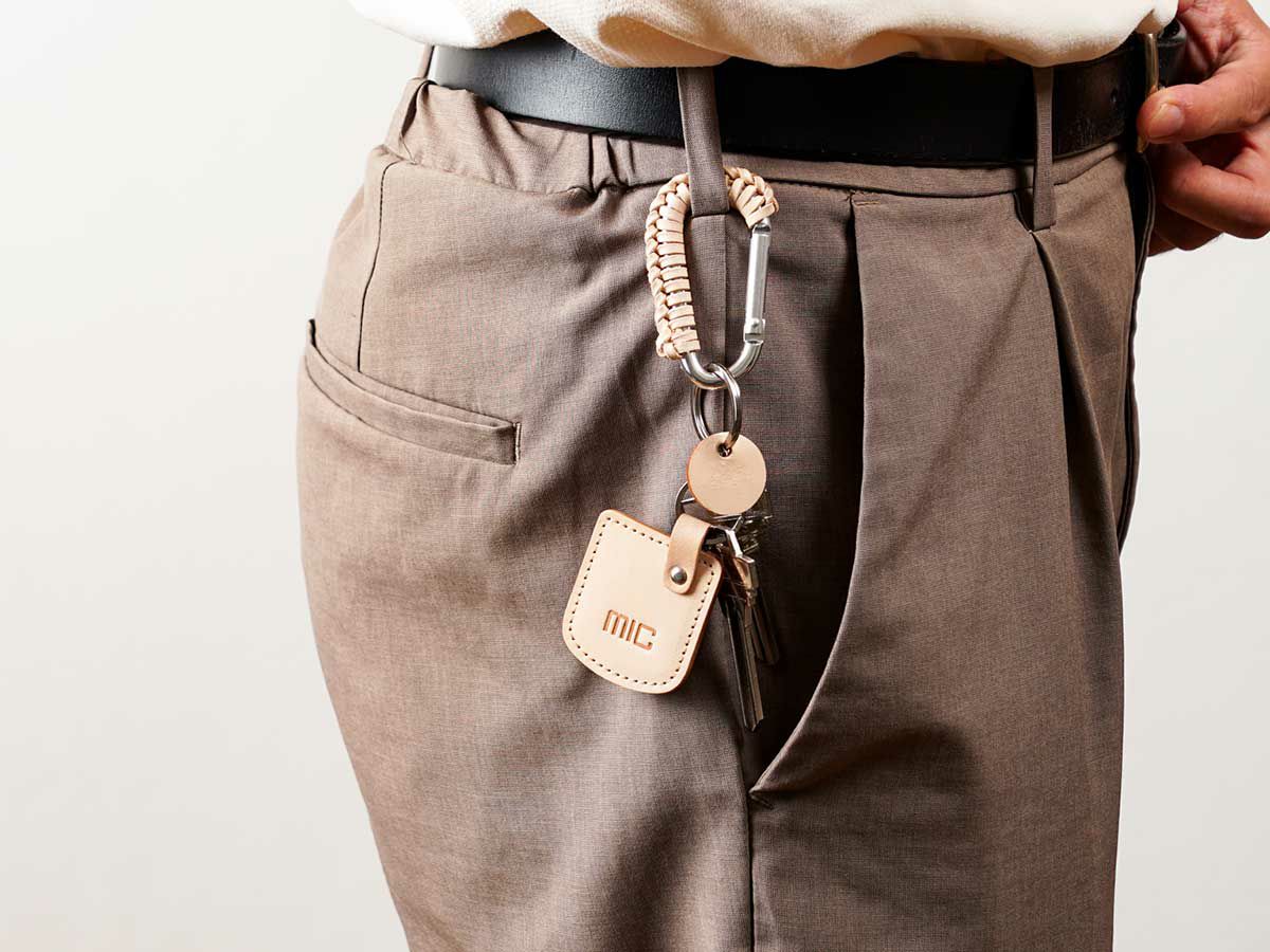 ナチュラルヌメ　ヒップポケット キーチャーム